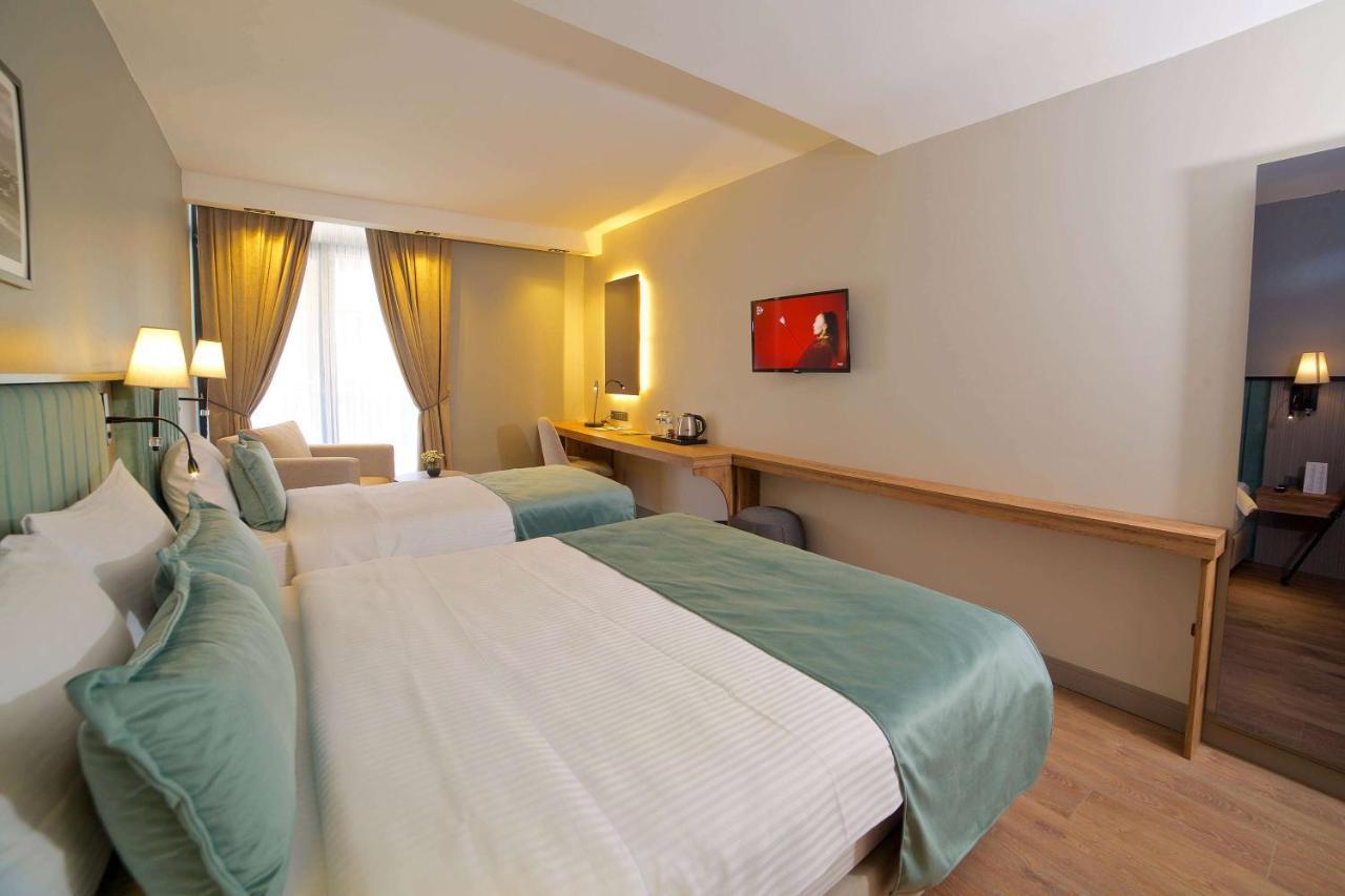 Days Inn By Wyndham Istanbul Arnavutkoy Εξωτερικό φωτογραφία